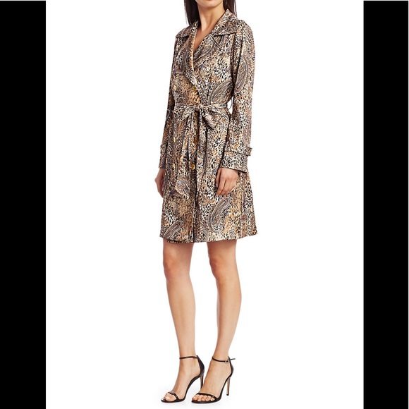 Gorgeous trench coat - Picture 3 of 12